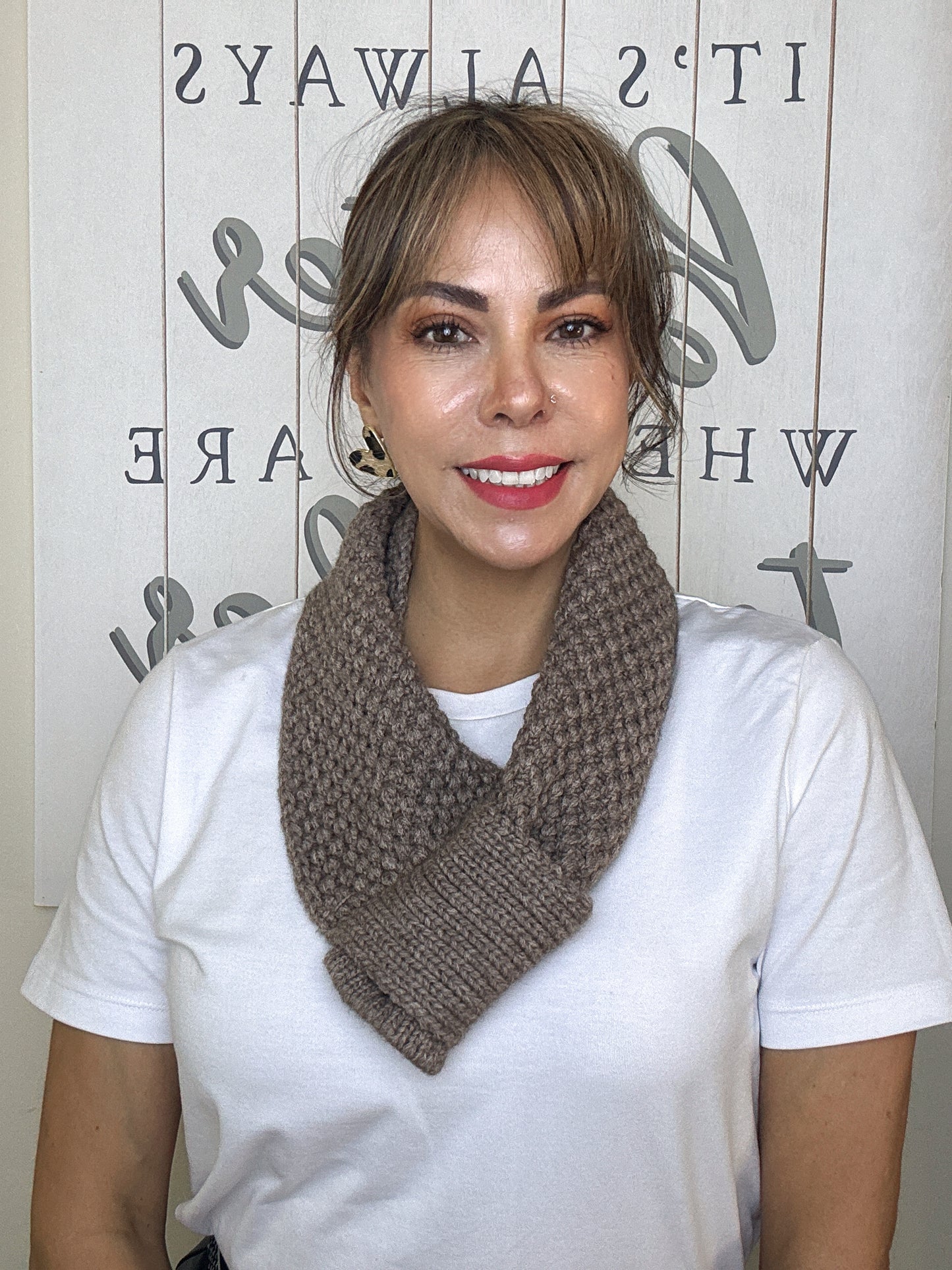 Women simple Korean style scarf - Lizi Yarce Accesories