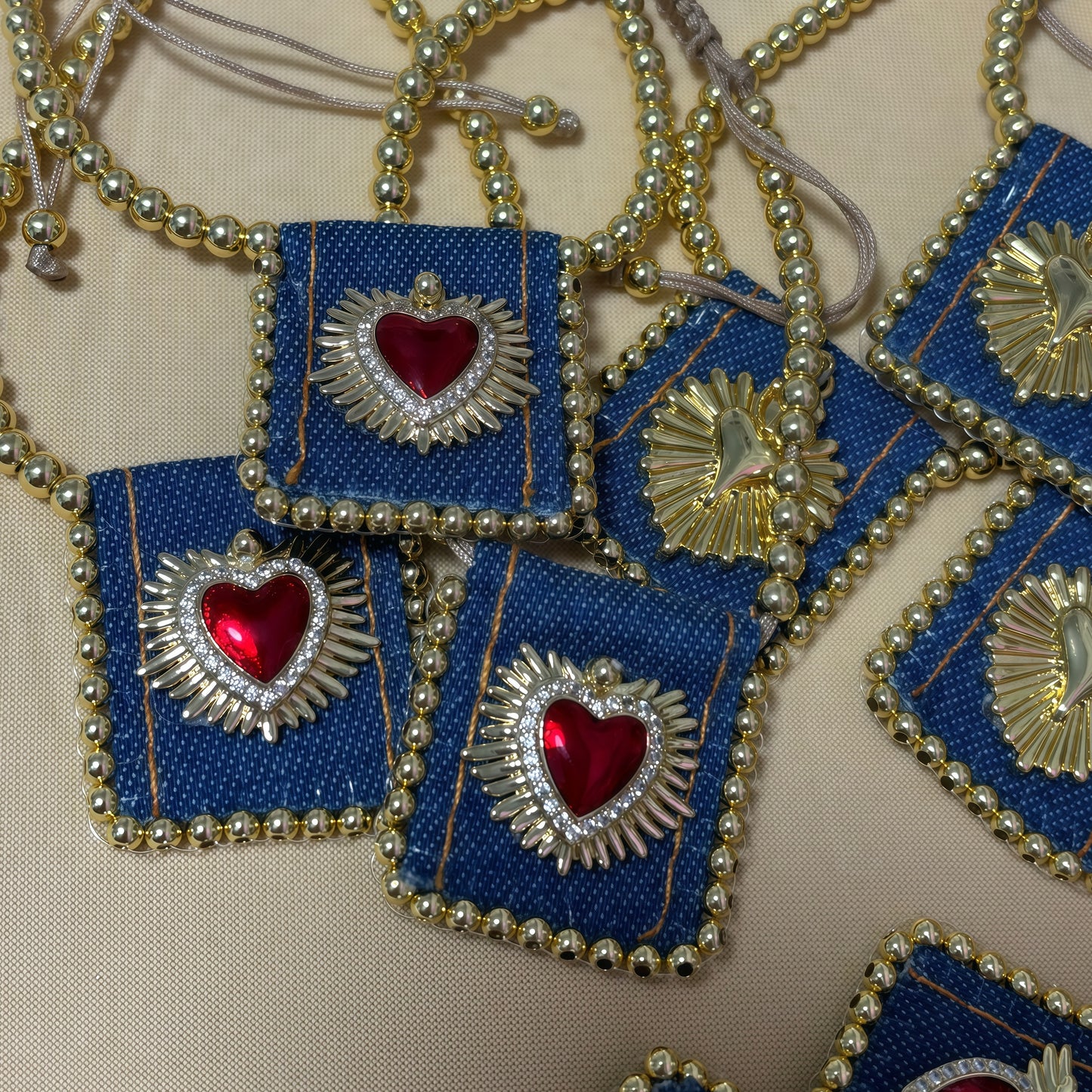 Vintage Red Heart Scapulary Ajusted bracelets