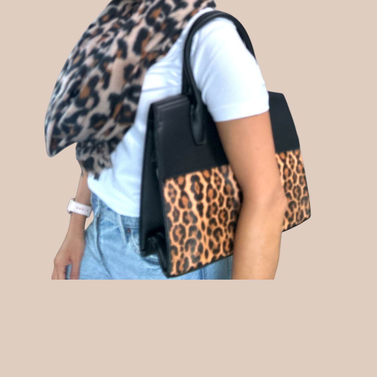 2 in 1 Leopard Print Padlock Satchel