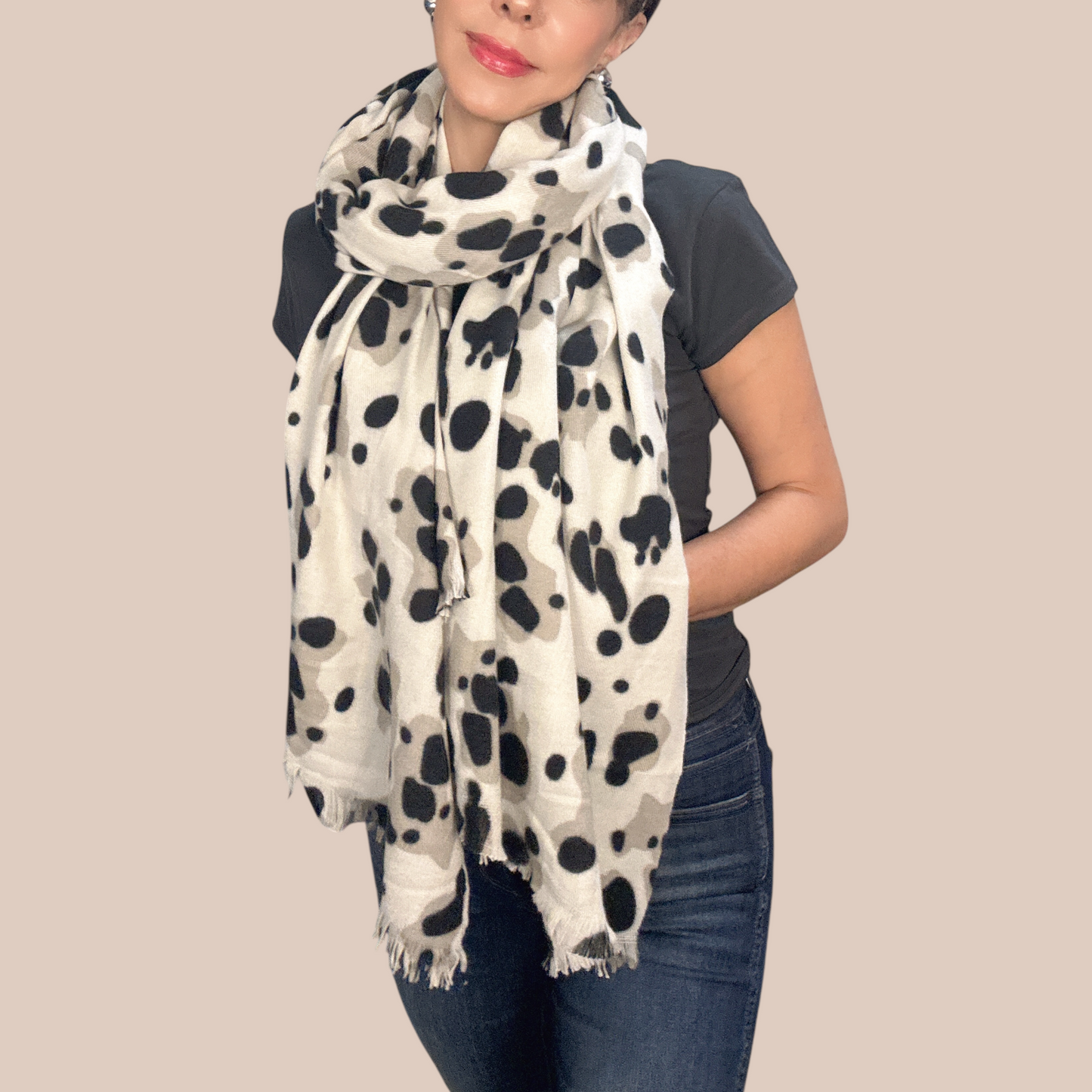 Casual romantic leopard scarve