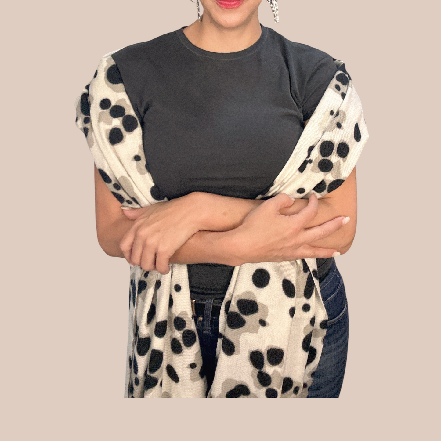Casual romantic leopard scarve