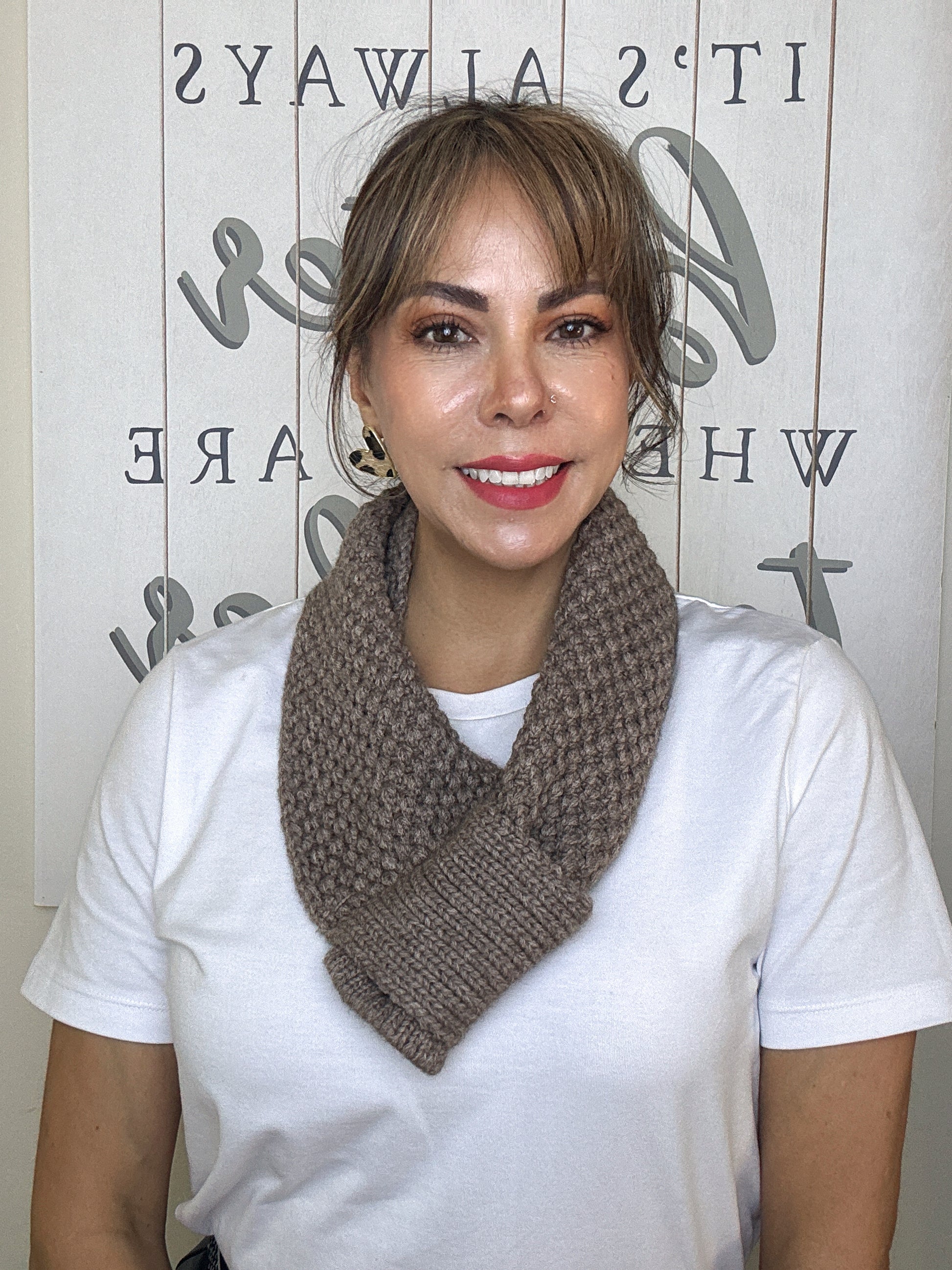 Women simple Korean style scarf - Lizi Yarce Accesories