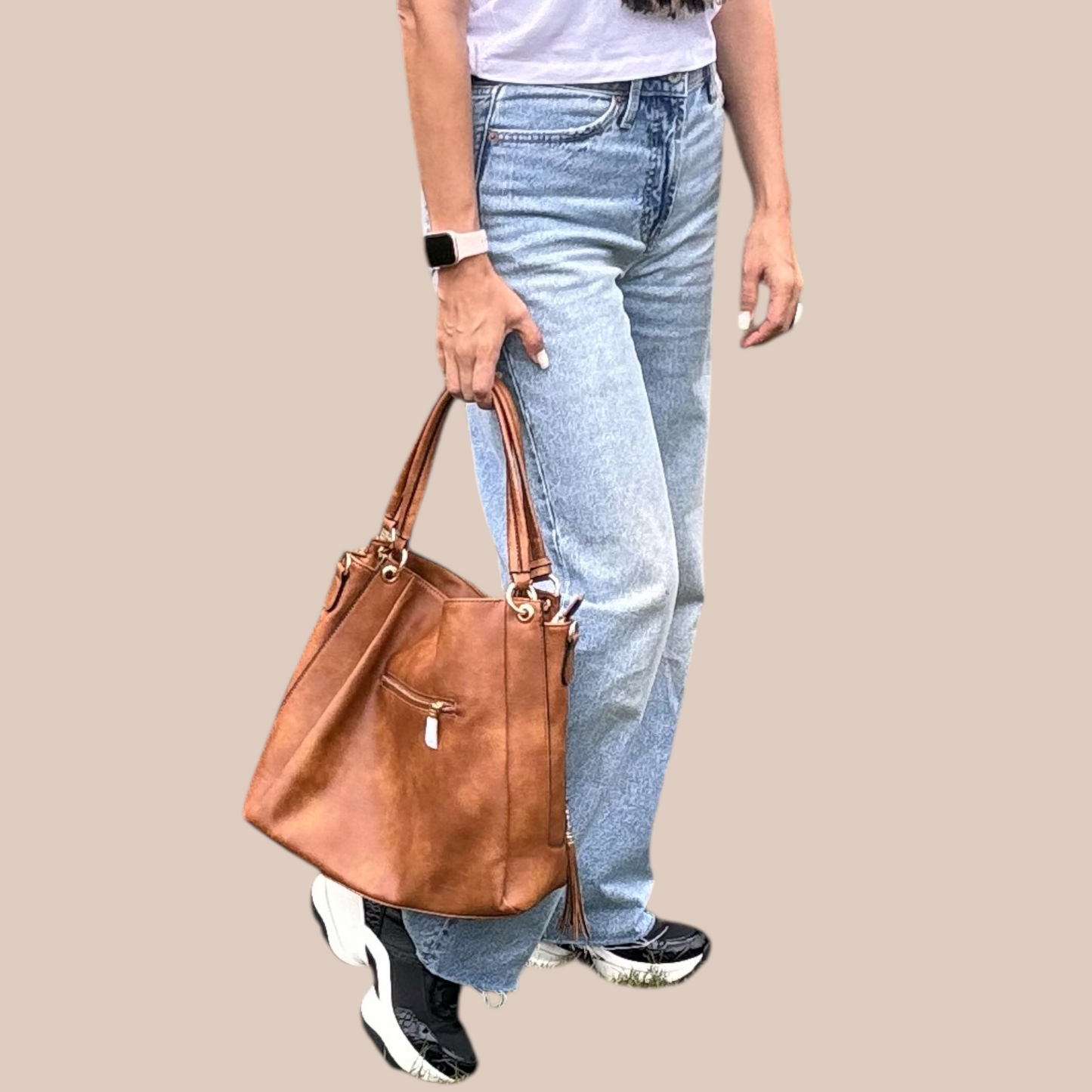 2-in-1 Ciara Double Tassel
Zipper with Pouch Hobo Set