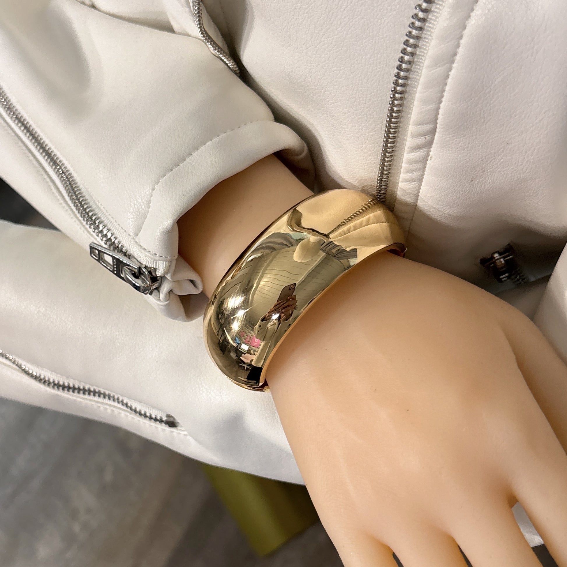 Bangle chic hip hop simple Style solid - Lizi Yarce Accesories