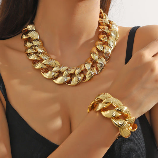 Retro Exaggerated Geometric PlasticpPlating women Neckles Y Bracelets - Lizi Yarce Accesories