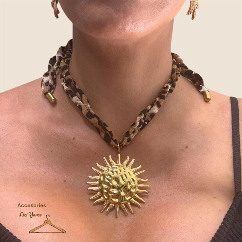 Pendan  Sun Neckles Leopard Steel Nylon Stainless still