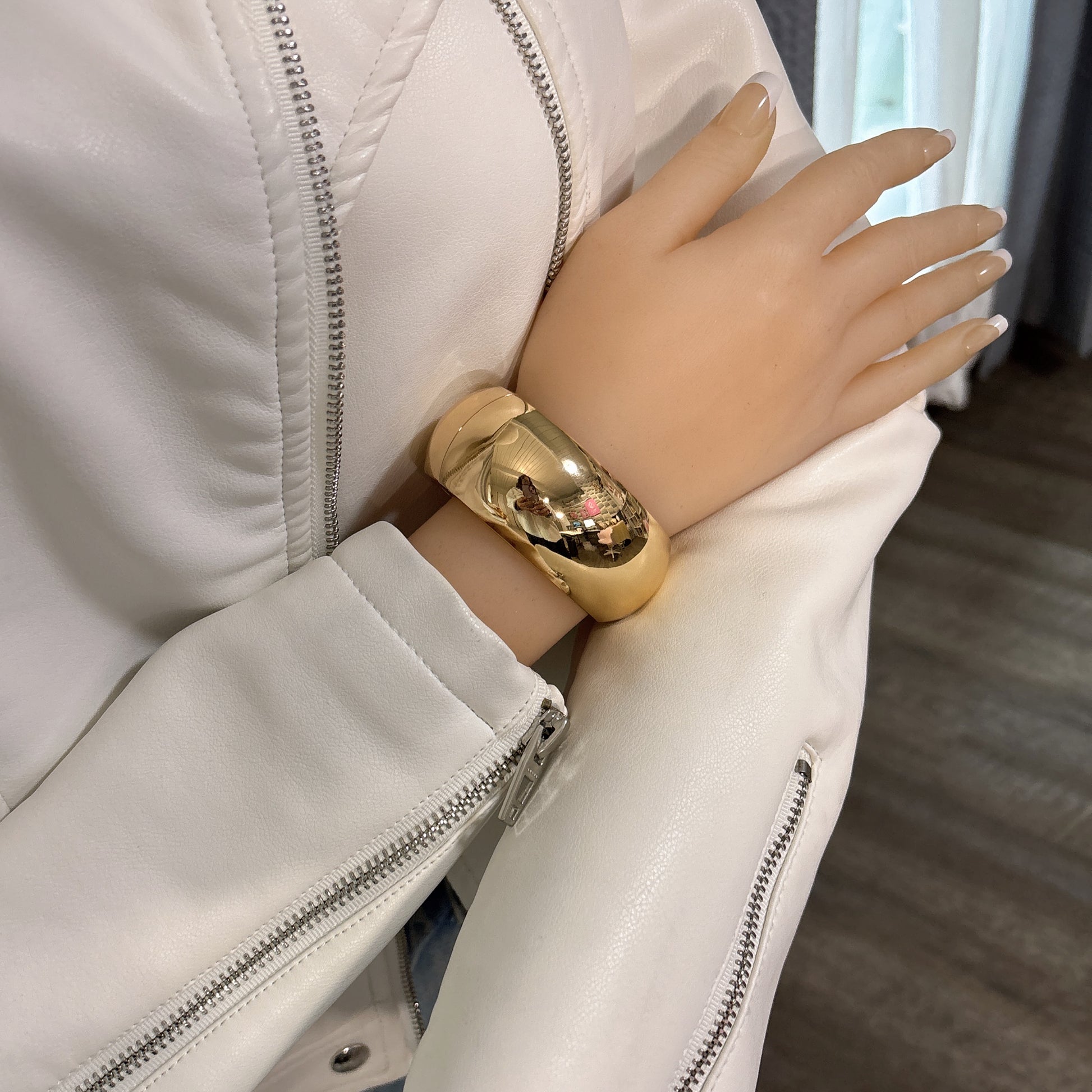 Bangle chic hip hop simple Style solid - Lizi Yarce Accesories