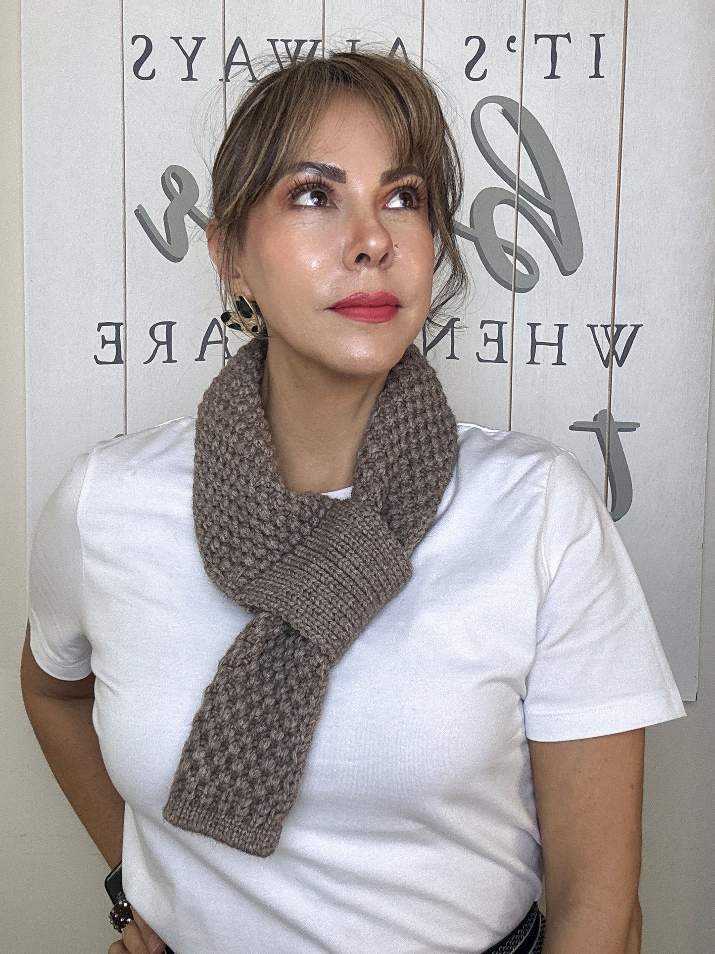 Women simple Korean style scarf - Lizi Yarce Accesories