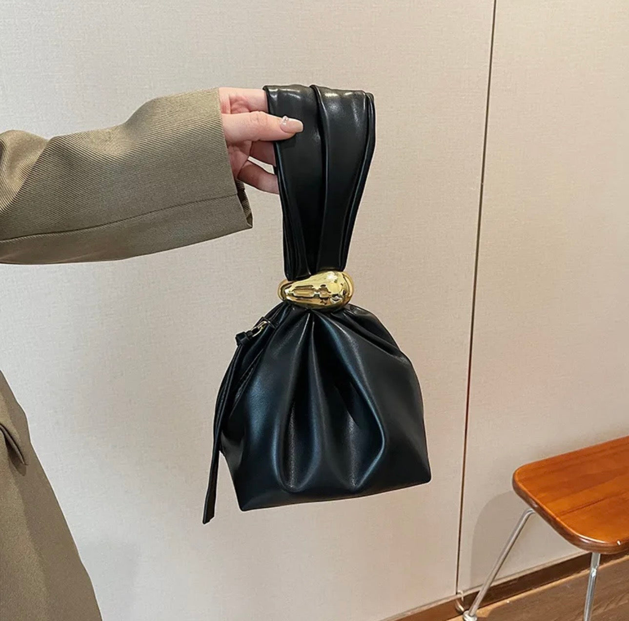 Women’s small Bag Cylinder unique style - Lizi Yarce Accesories