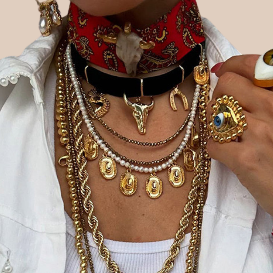 Titanium steel cow head necklaces - Lizi Yarce Accesories