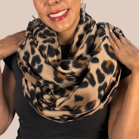 Casual romantic leopard scarve