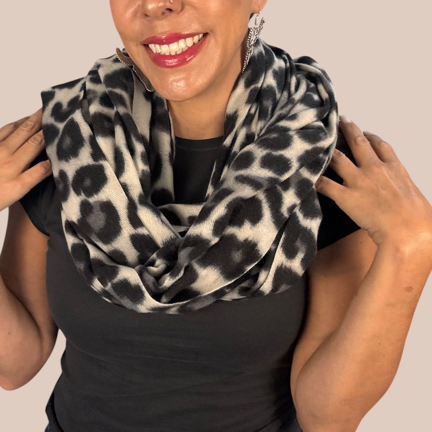 Casual romantic leopard scarve